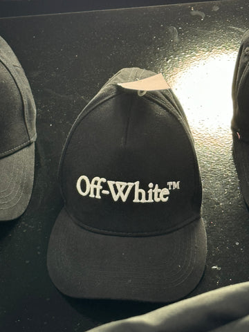 OFF WHITE - ΚΑΠΕΛΟ