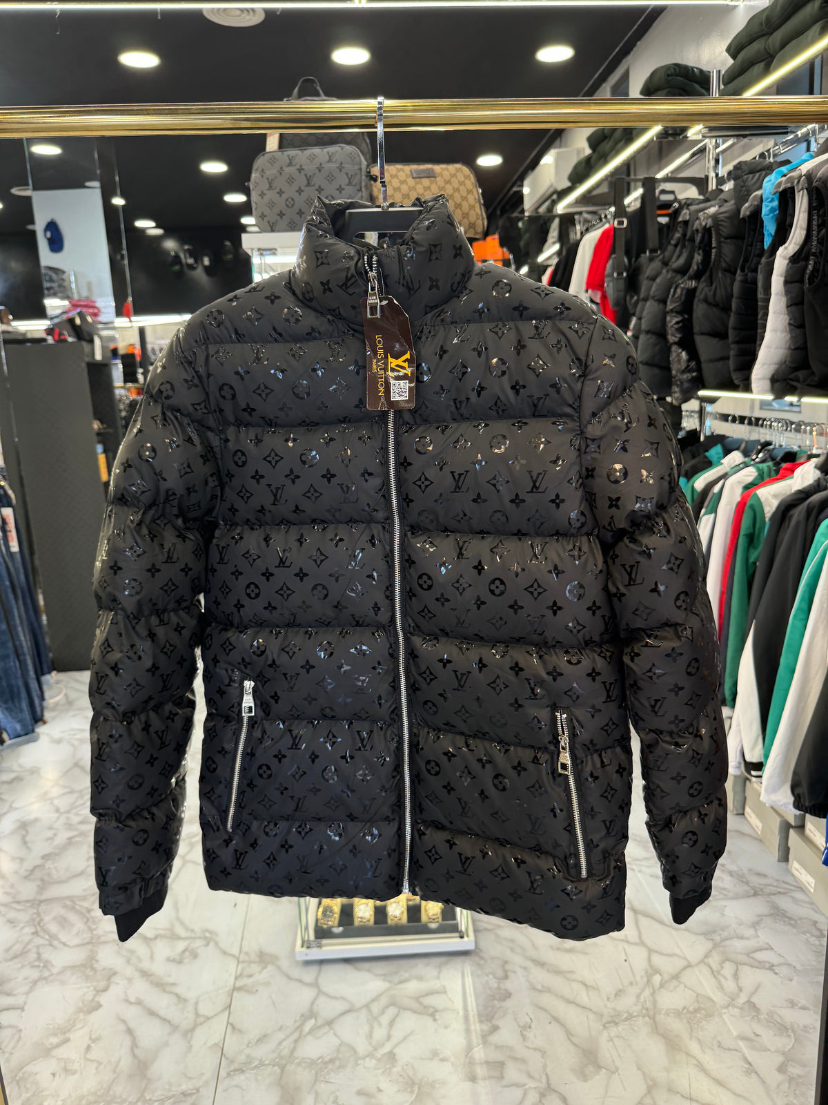 LOUIS VUITTON - ΜΠΟΥΦΑΝ
