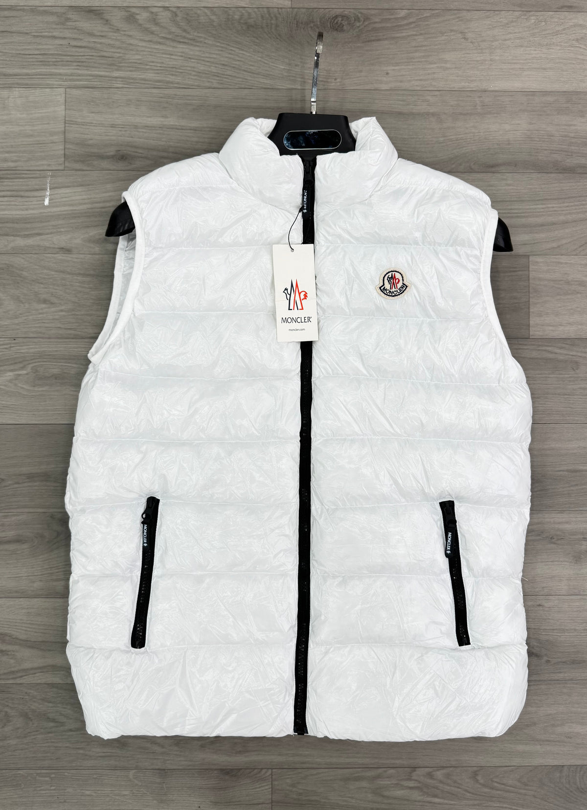 MONCLER WHITE - ΑΜΑΝΙΚΟ ΜΠΟΥΦΑΝ