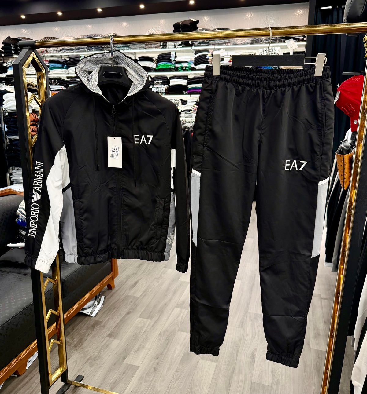 EMPORIO ARMANI EA7 - ΑΝΤΙΑΝΕΜΙΚΟ ΜΑΥΡΟ ΣΕΤ ΦΟΡΜΕΣ