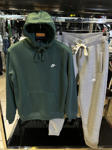NIKE SPORTSWEAR SET