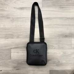 ΤΣΑΝΤΑΚΙ - CALVIN KLEIN