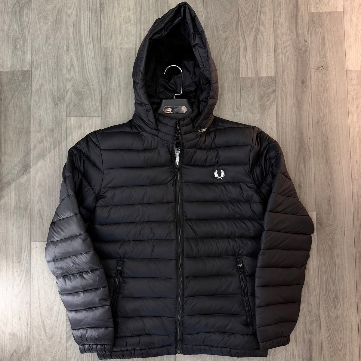FRED PERRY - ΜΠΟΥΦΑΝ