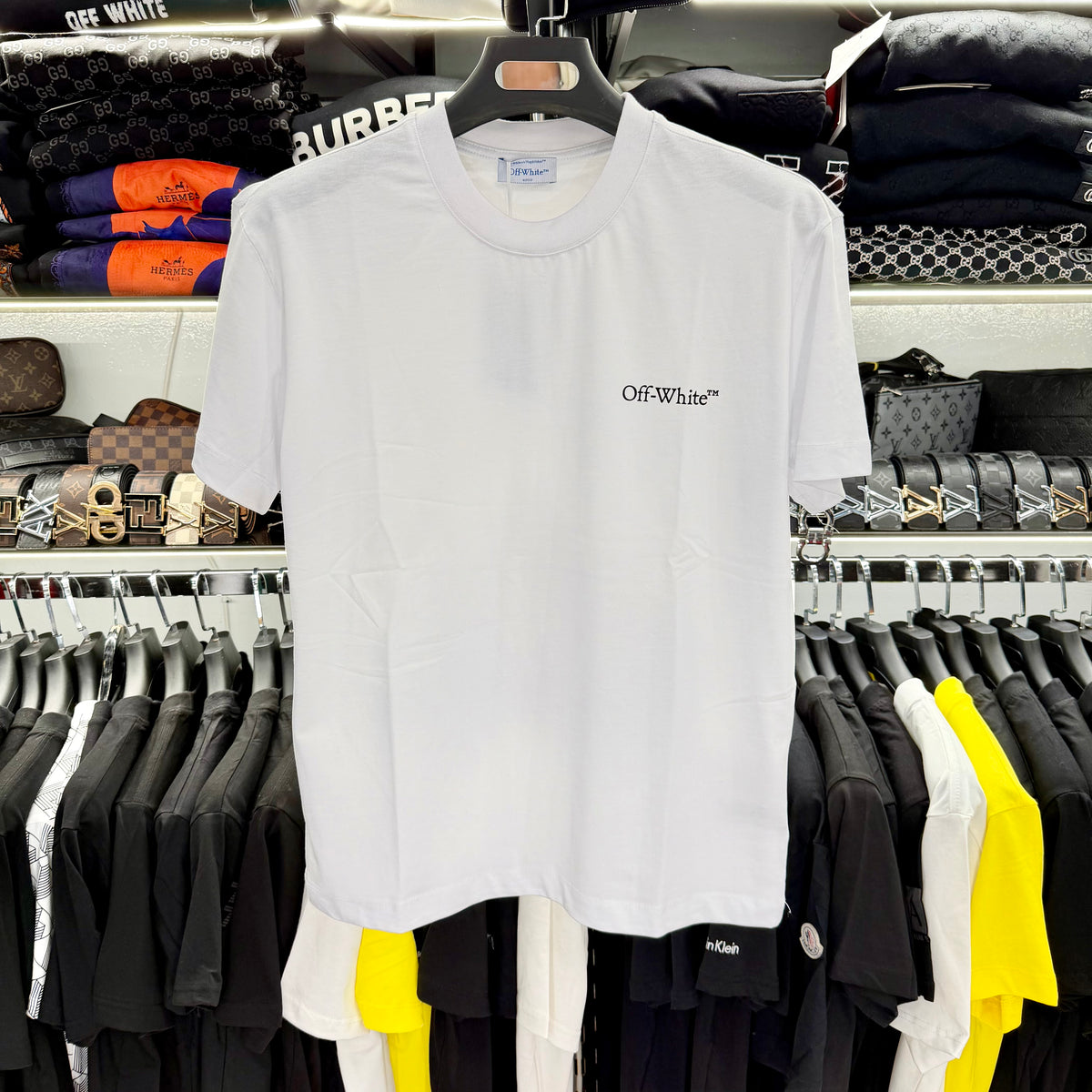 T-SHIRT - OFF-WHITE