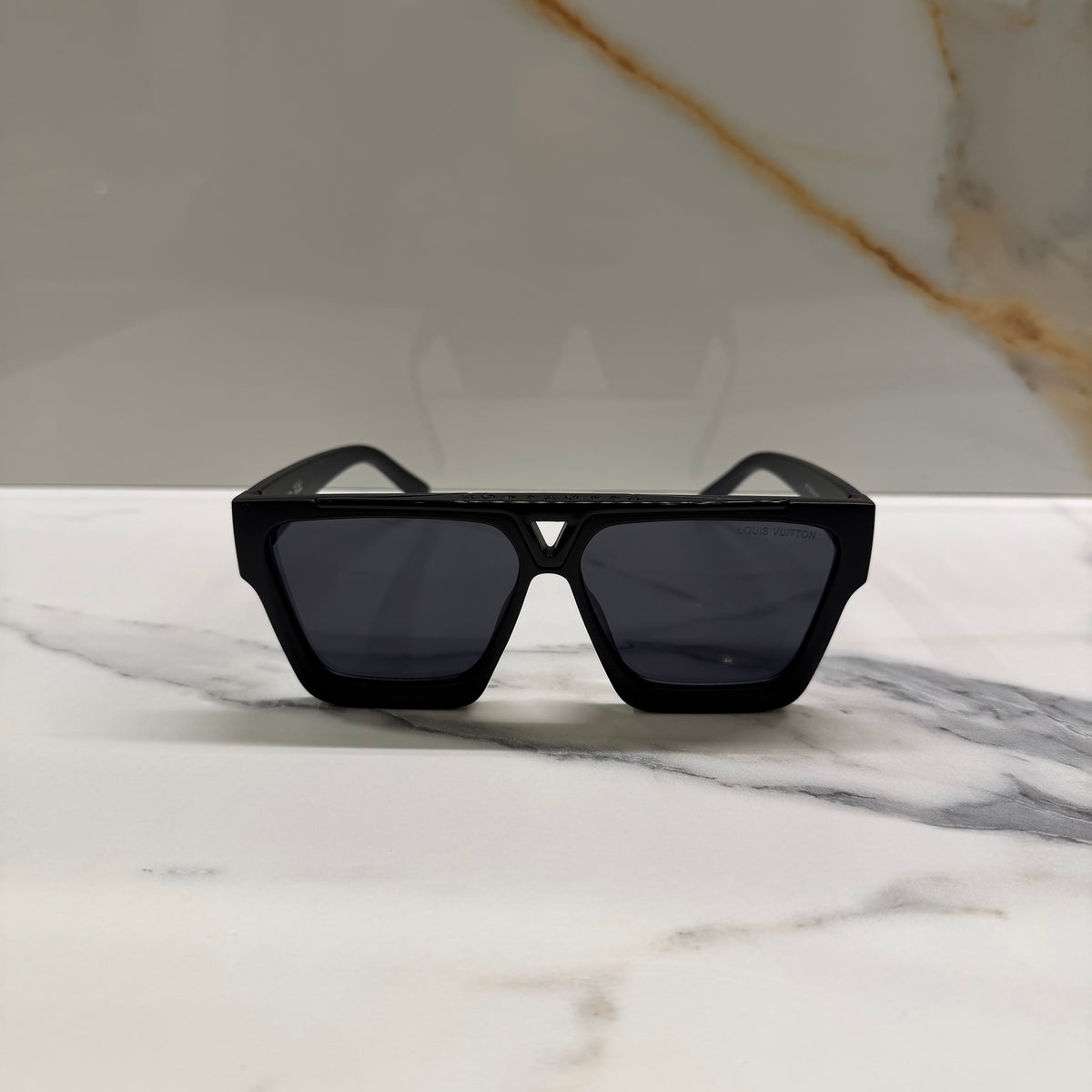 SUNGLASSES - LOUIS VUITTON