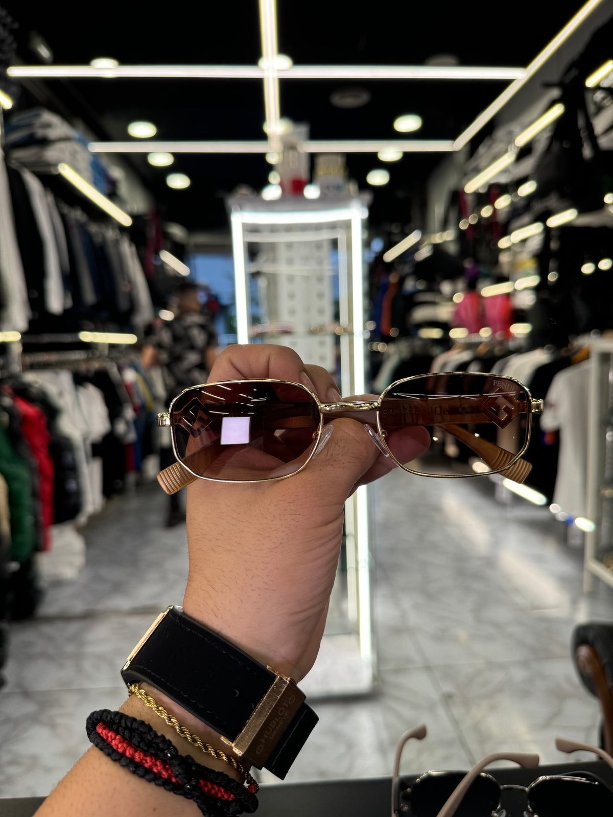 SUNGLASSES - FENDI
