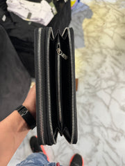 LOUIS VUITTON - ΠΟΡΤΟΦΟΛΙ