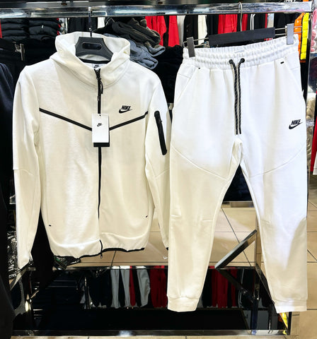 NIKE TECH FLEECE - ΣΕΤ ΦΟΡΜΕΣ 2024